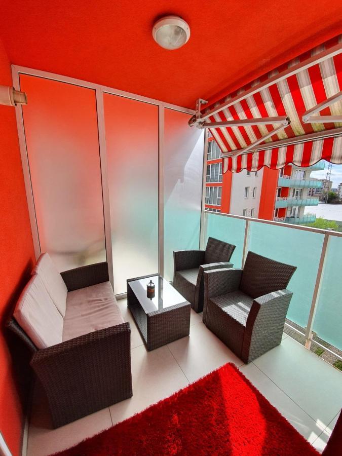 Royal Central Apartament Apartman Nagyvárad Kültér fotó